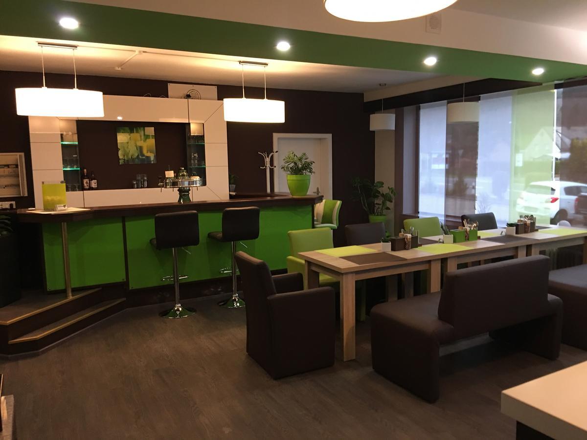 Hotel Am Bruennchen Oberbaar ภายนอก รูปภาพ