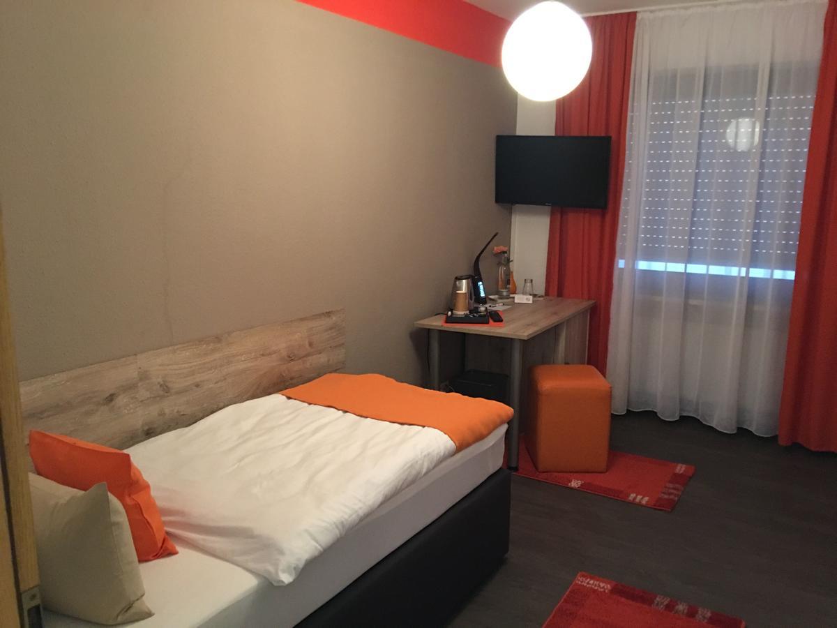 Hotel Am Bruennchen Oberbaar ภายนอก รูปภาพ